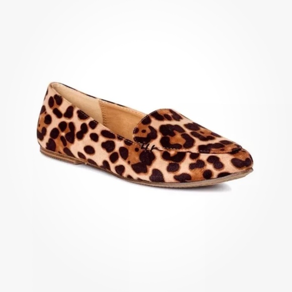 Time and Tru Shoes - Time and Tru Leopard Animal Feather Print Flats Size 7.5W NEW